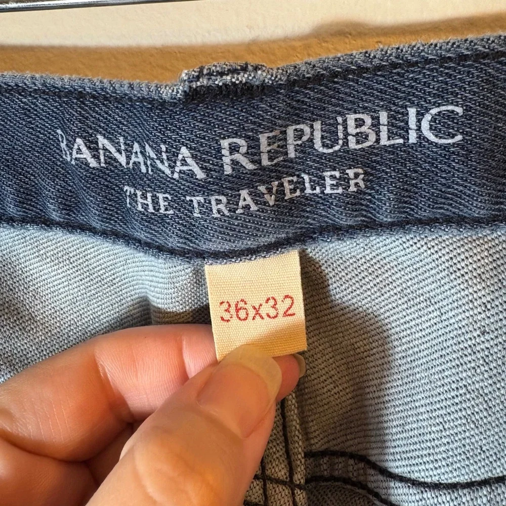Banana Republic The Traveler Slim Jeans 36x32 Blue Denim Distressed Casual Mens‎